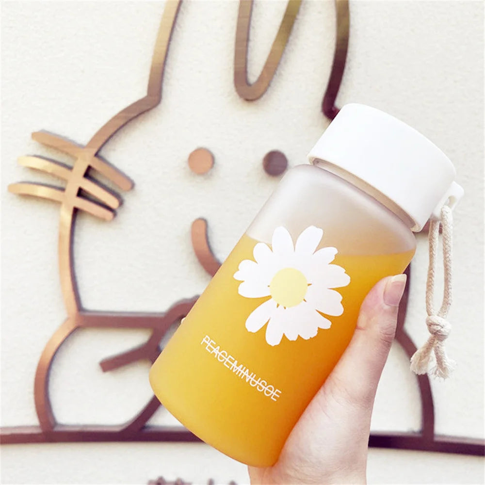 480ml Water Bottles Small Daisy Frosted Plastic Cup Kawaii Direct Drinking Tea Cup Portable Travel Sports Creative Water Cup