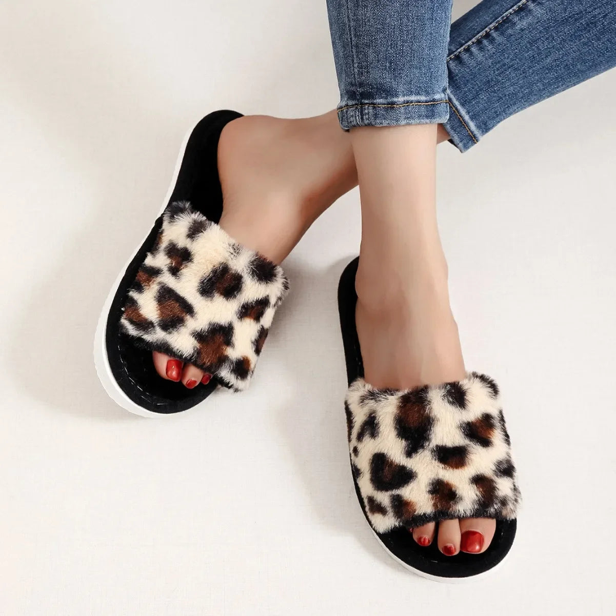 2025 House Slippers Women Four Seasons New Open Toe Fur Warm Plush Comfortable Lightweight Flat Home Shoes comfortable slippers