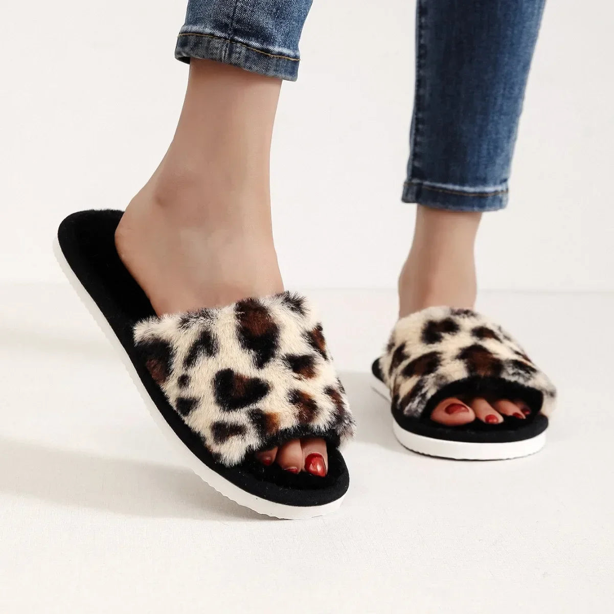 2025 House Slippers Women Four Seasons New Open Toe Fur Warm Plush Comfortable Lightweight Flat Home Shoes comfortable slippers