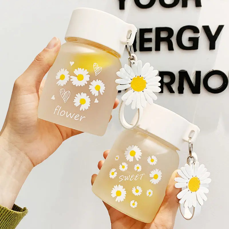 350ml Cute Daisy Flower Glass Water Bottle Portable Girl Frosted Mini Drinking Bottles Milk Juice Bottle Outdoor Travel Tumbler