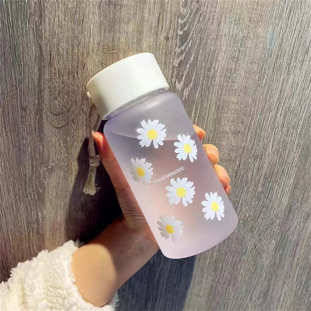 480ml Water Bottles Small Daisy Frosted Plastic Cup Kawaii Direct Drinking Tea Cup Portable Travel Sports Creative Water Cup